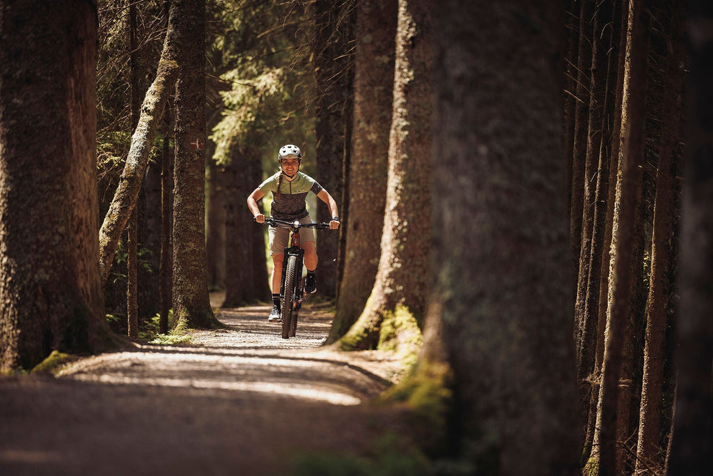 Centurion Backfire Fit R800i lagunagrün 2024 29" 750 (Gr.S 625) Wh Diamant